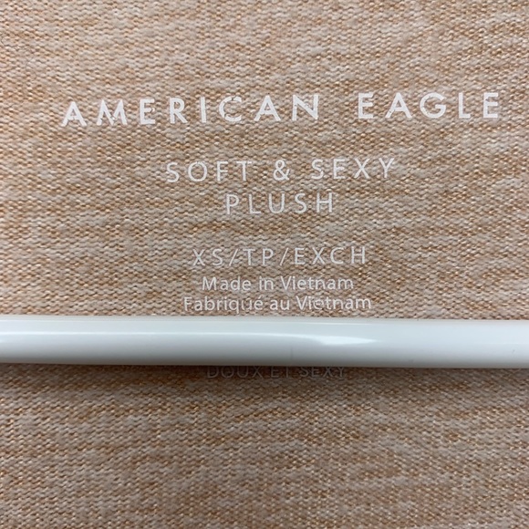 American Eagle Soft & Sexy Plush Longsleeve Button Down Mauve Women’s XS - Picture 3 of 4